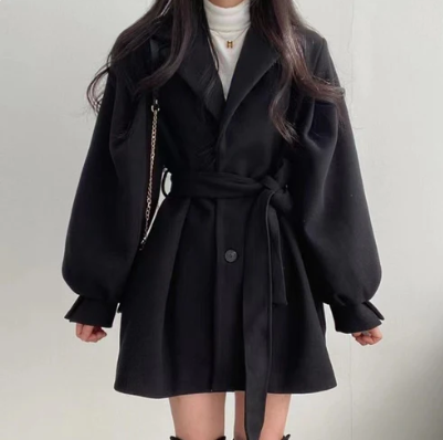 JO | Elegant ladies' jacket with belt